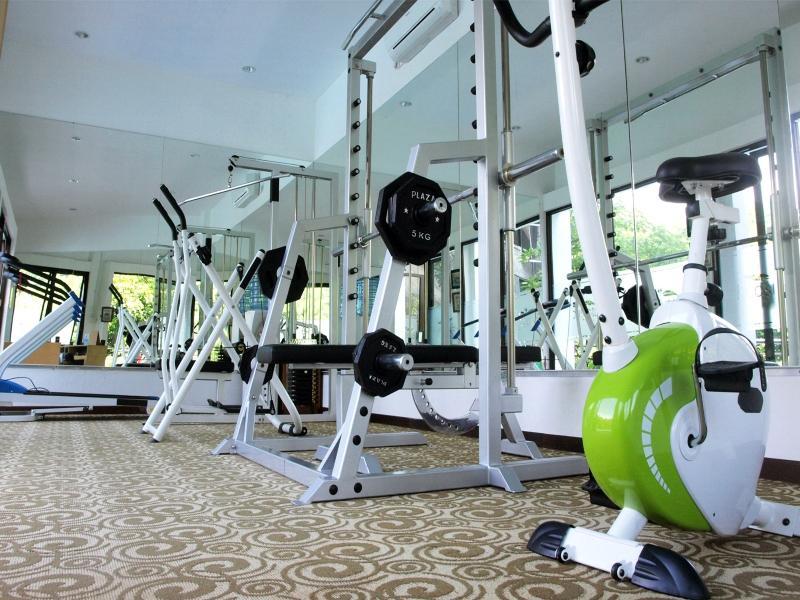 Oak Tree Emerald Hotel & Coventions Semarang Eksteriør bilde